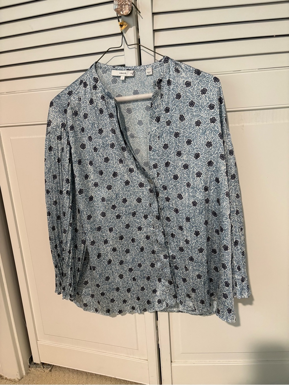 Vince Blue Floral V-Neck Long-Sleeve Blouse